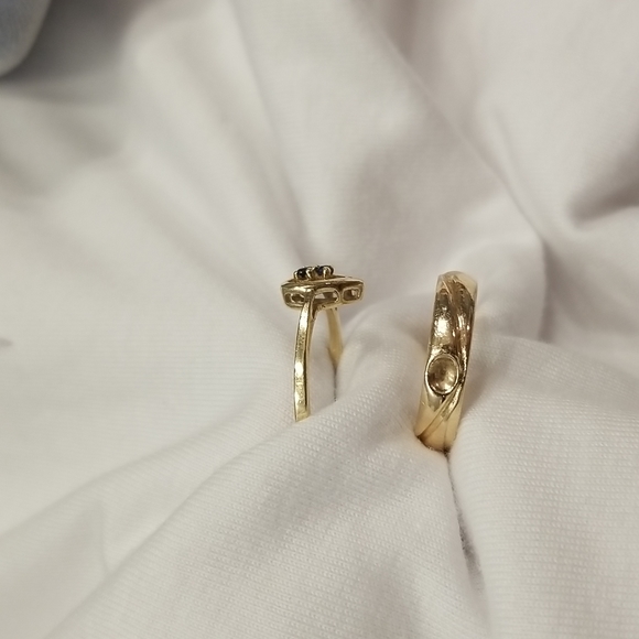 Gold and Blue Saphire Ring Set - Picture 3 of 9